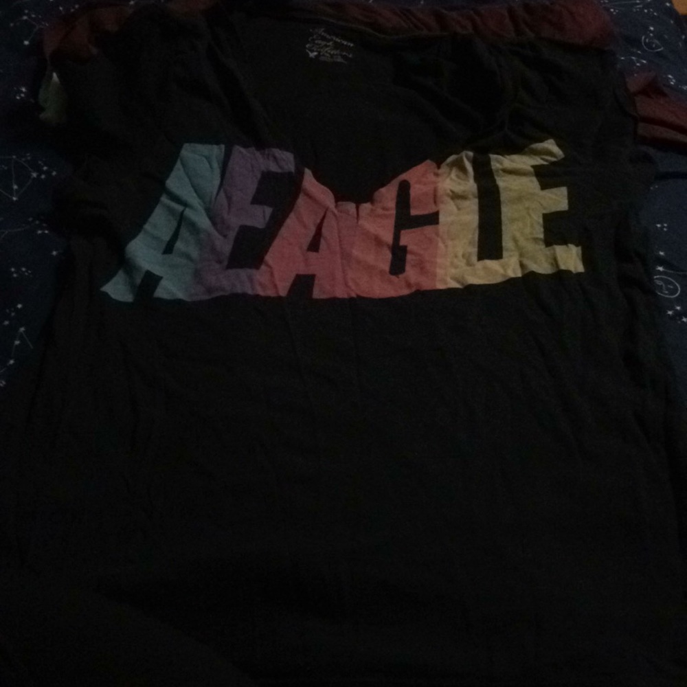 American eagle v neck